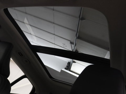 Volvo XC40 1.5 T4 Plug-in hybrid Ultimate Dark