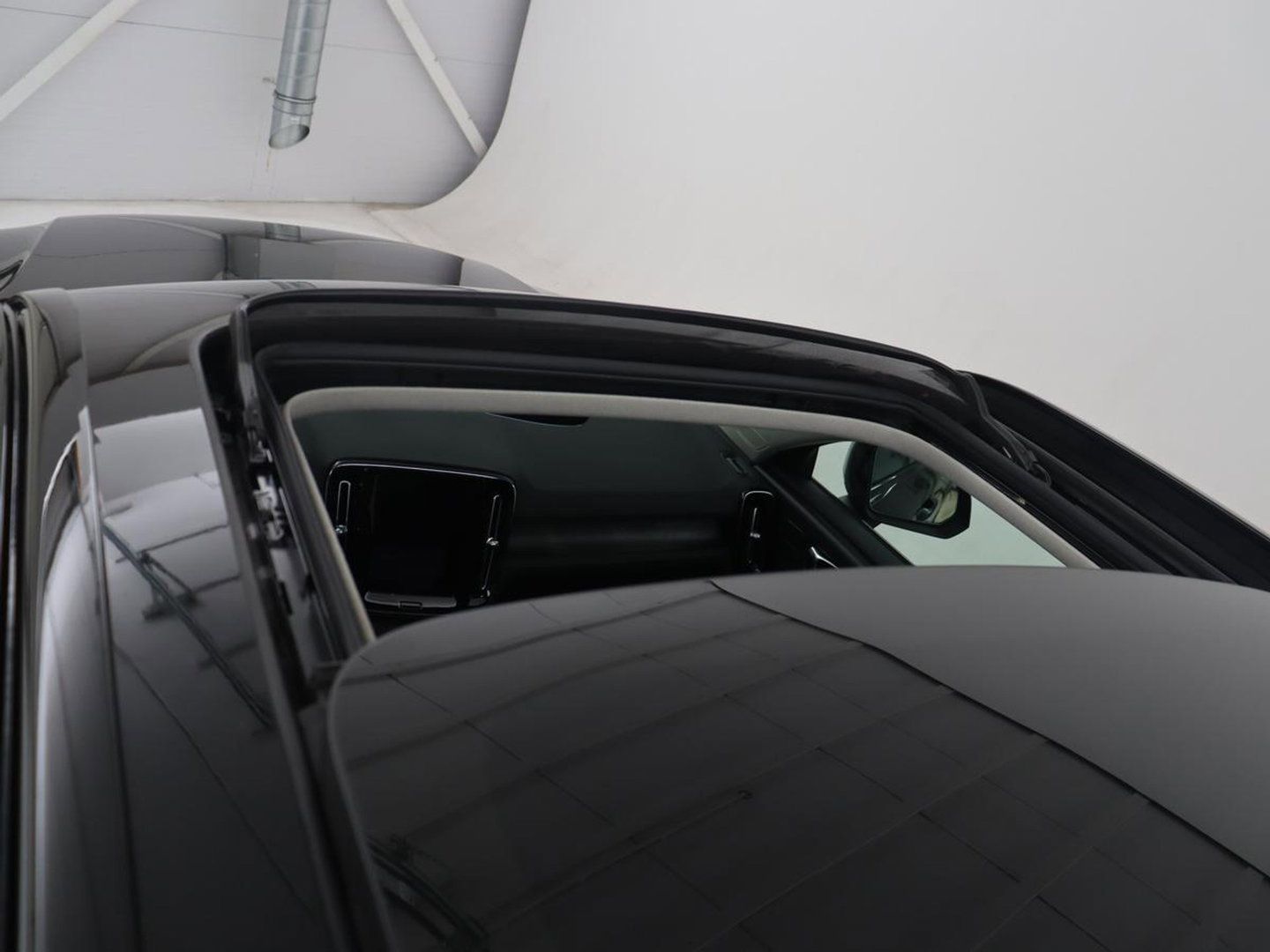 Volvo XC40 1.5 T4 Plug-in hybrid Ultimate Dark