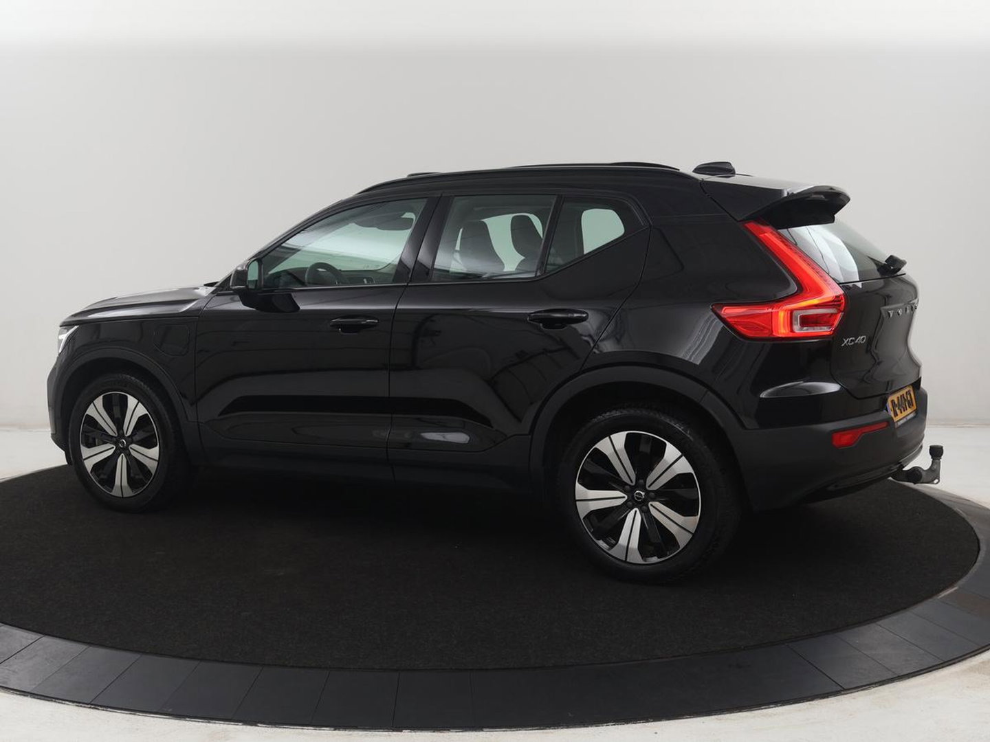 Volvo XC40 1.5 T4 Plug-in hybrid Ultimate Dark