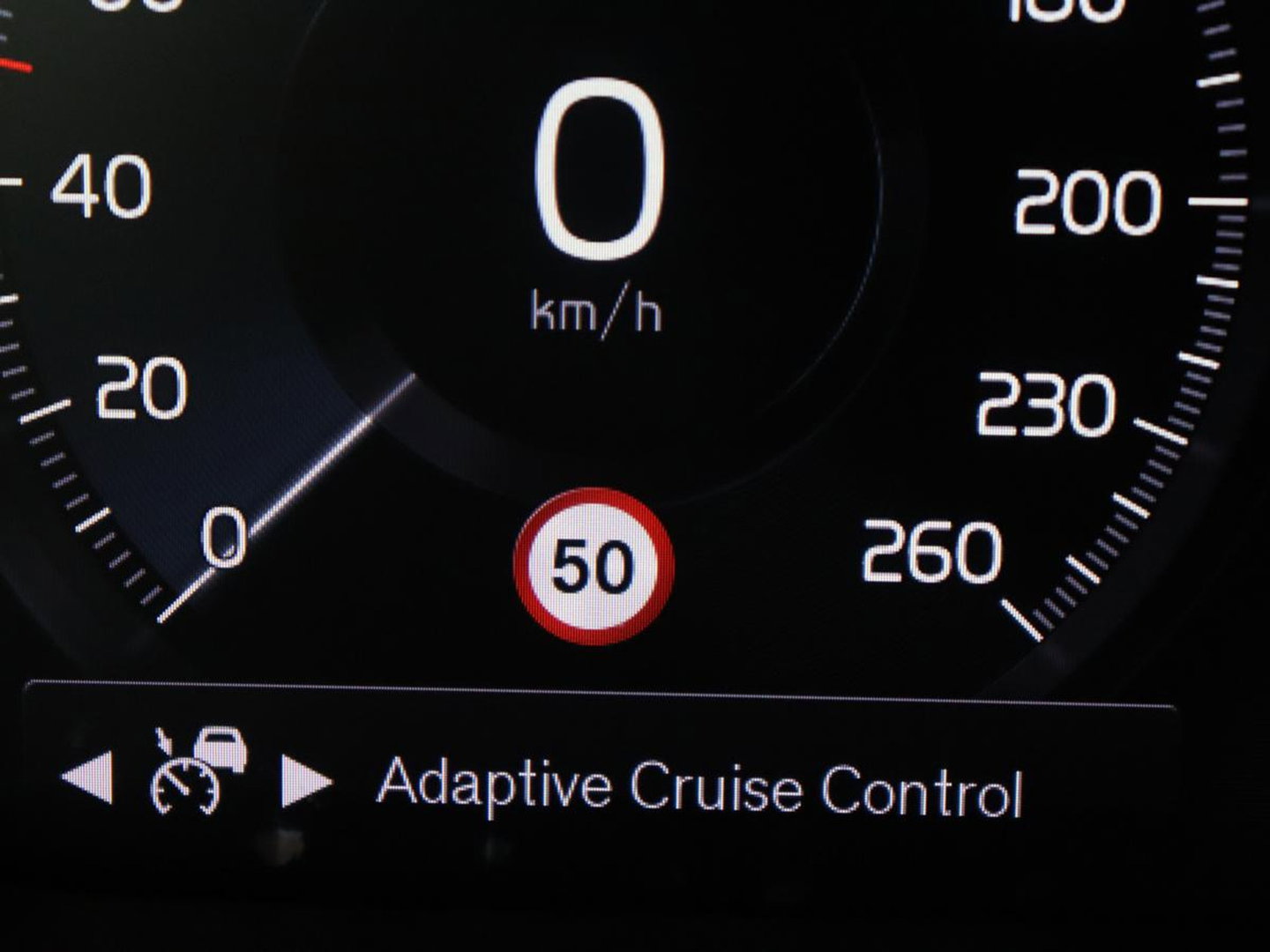 Volvo XC40 1.5 T4 Plug-in hybrid Ultimate Dark