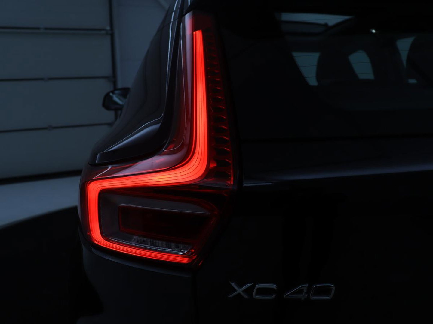 Volvo XC40 1.5 T4 Plug-in hybrid Ultimate Dark