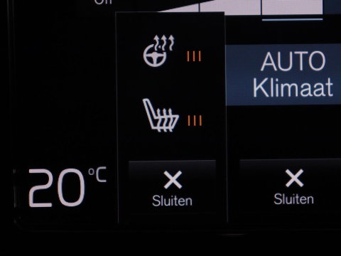 Volvo XC40 1.5 T4 Plug-in hybrid Ultimate Dark