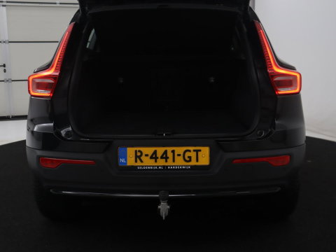 Volvo XC40 1.5 T4 Plug-in hybrid Ultimate Dark