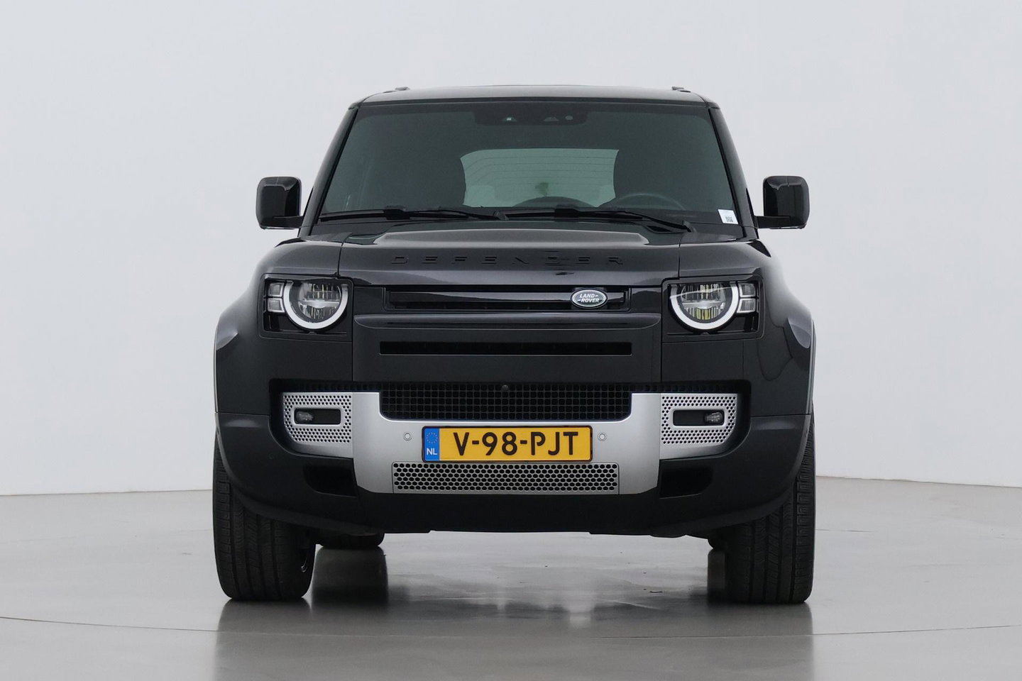 Land Rover Defender 3.0 D250 90 | COMMERCIAL | Trekhaak | 360-camera | 22 inch | BLIS