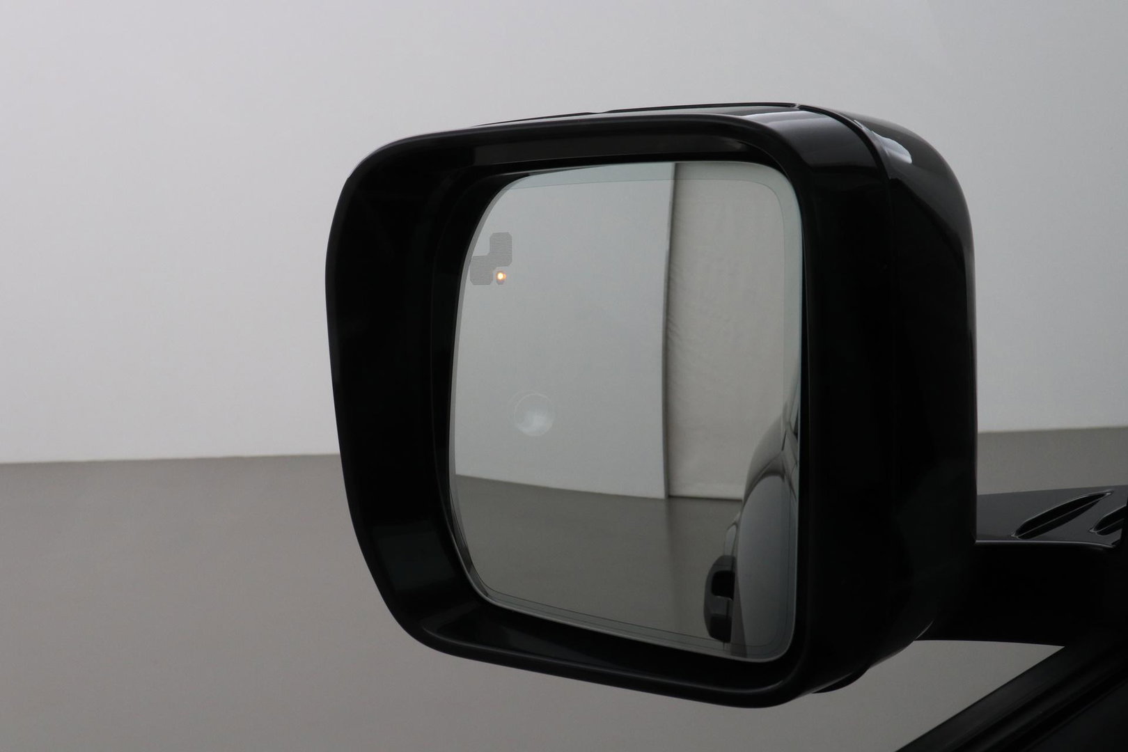 Land Rover Defender 3.0 D250 90 | COMMERCIAL | Trekhaak | 360-camera | 22 inch | BLIS