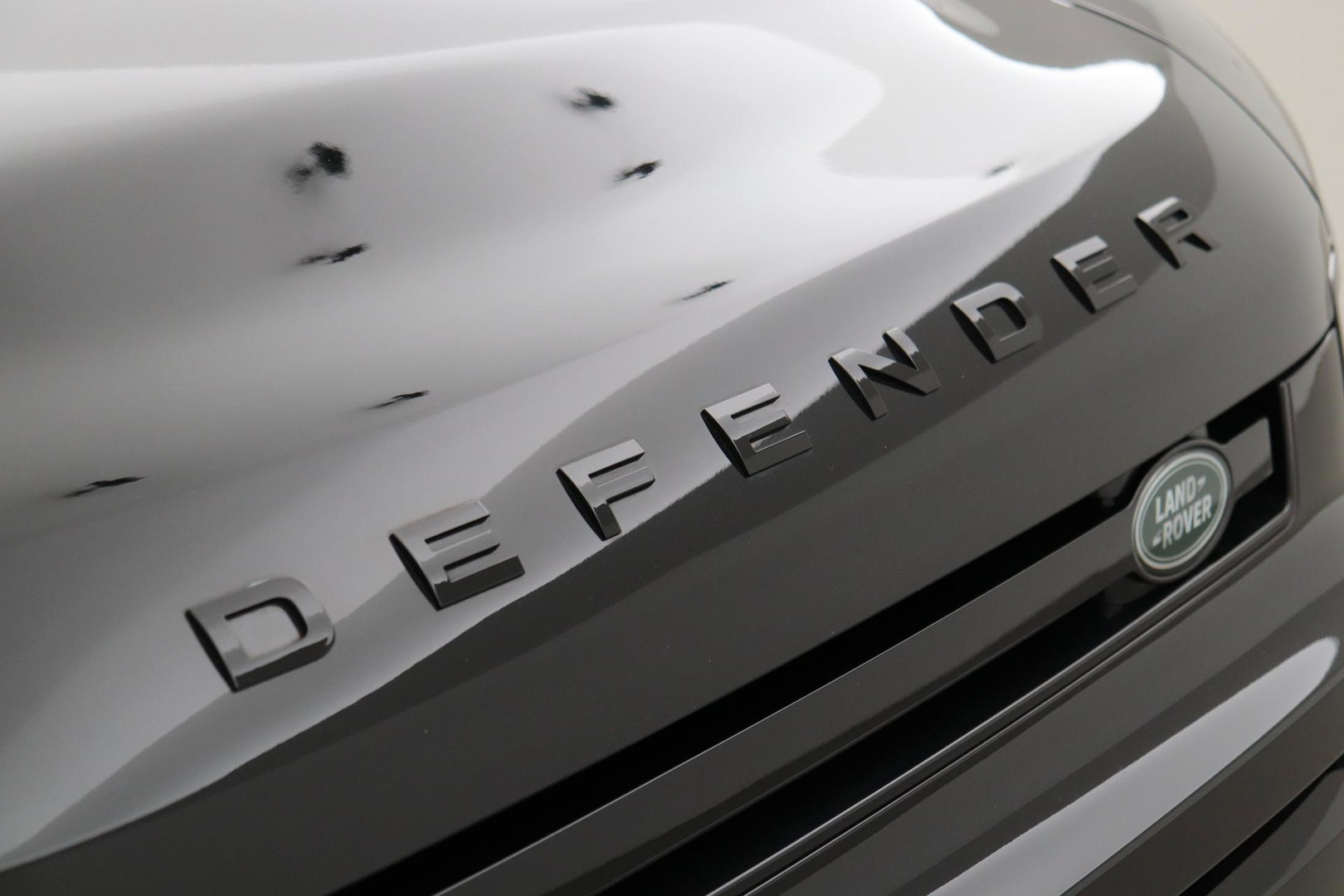 Land Rover Defender 3.0 D250 90 | COMMERCIAL | Trekhaak | 360-camera | 22 inch | BLIS