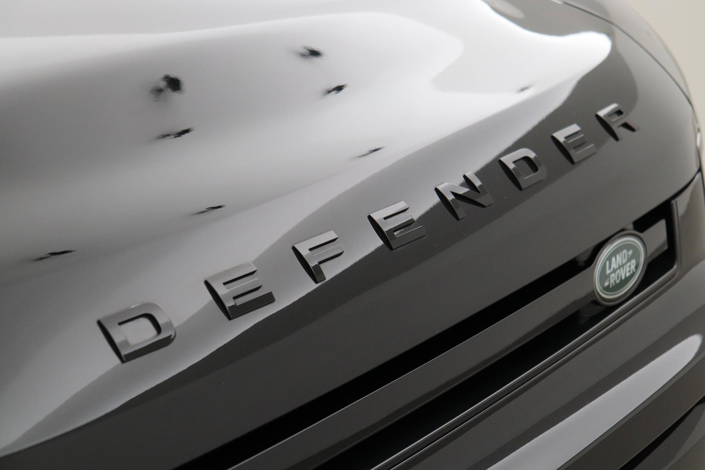 Land Rover Defender 3.0 D250 90 | COMMERCIAL | Trekhaak | 360-camera | 22 inch | BLIS