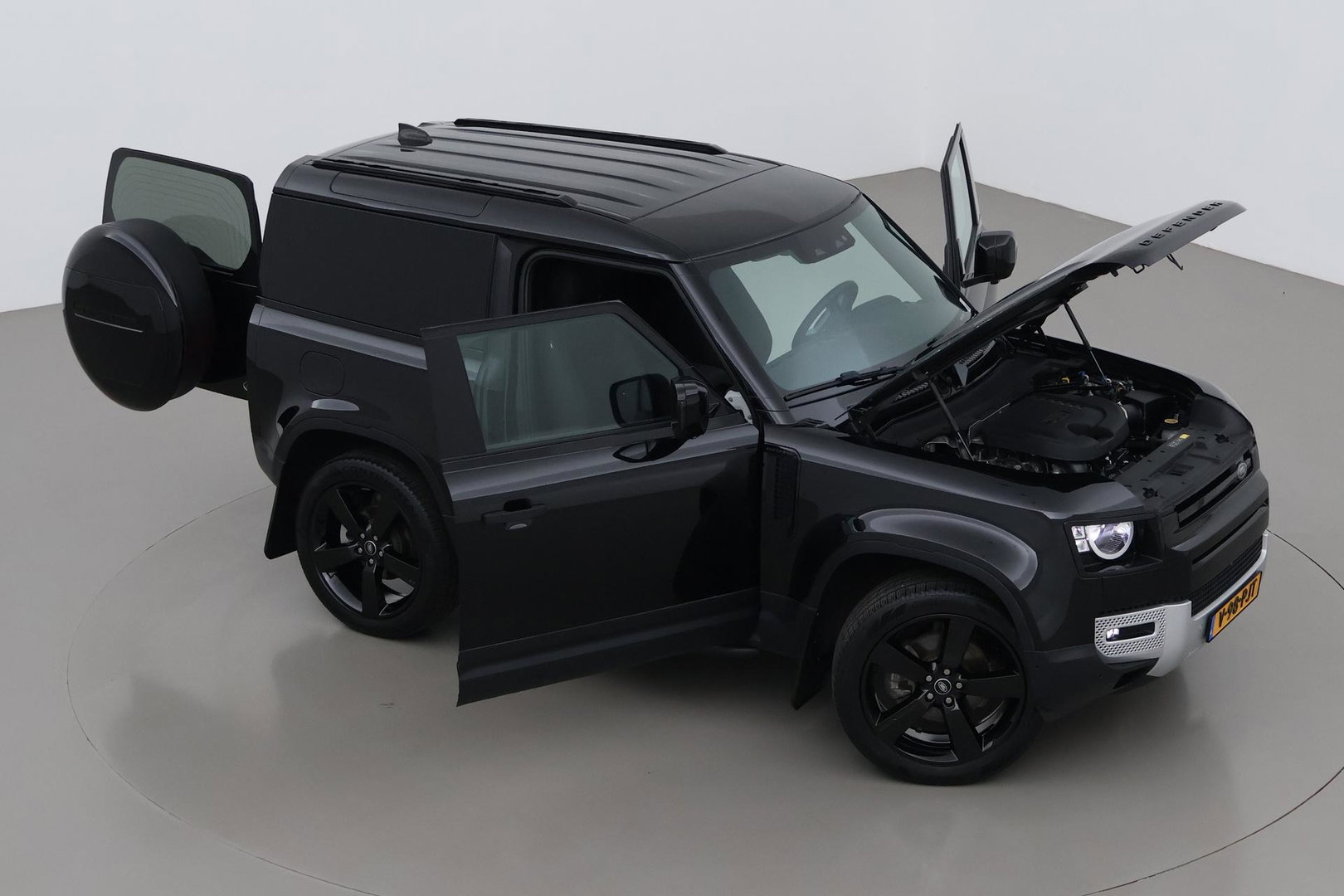 Land Rover Defender 3.0 D250 90 | COMMERCIAL | Trekhaak | 360-camera | 22 inch | BLIS