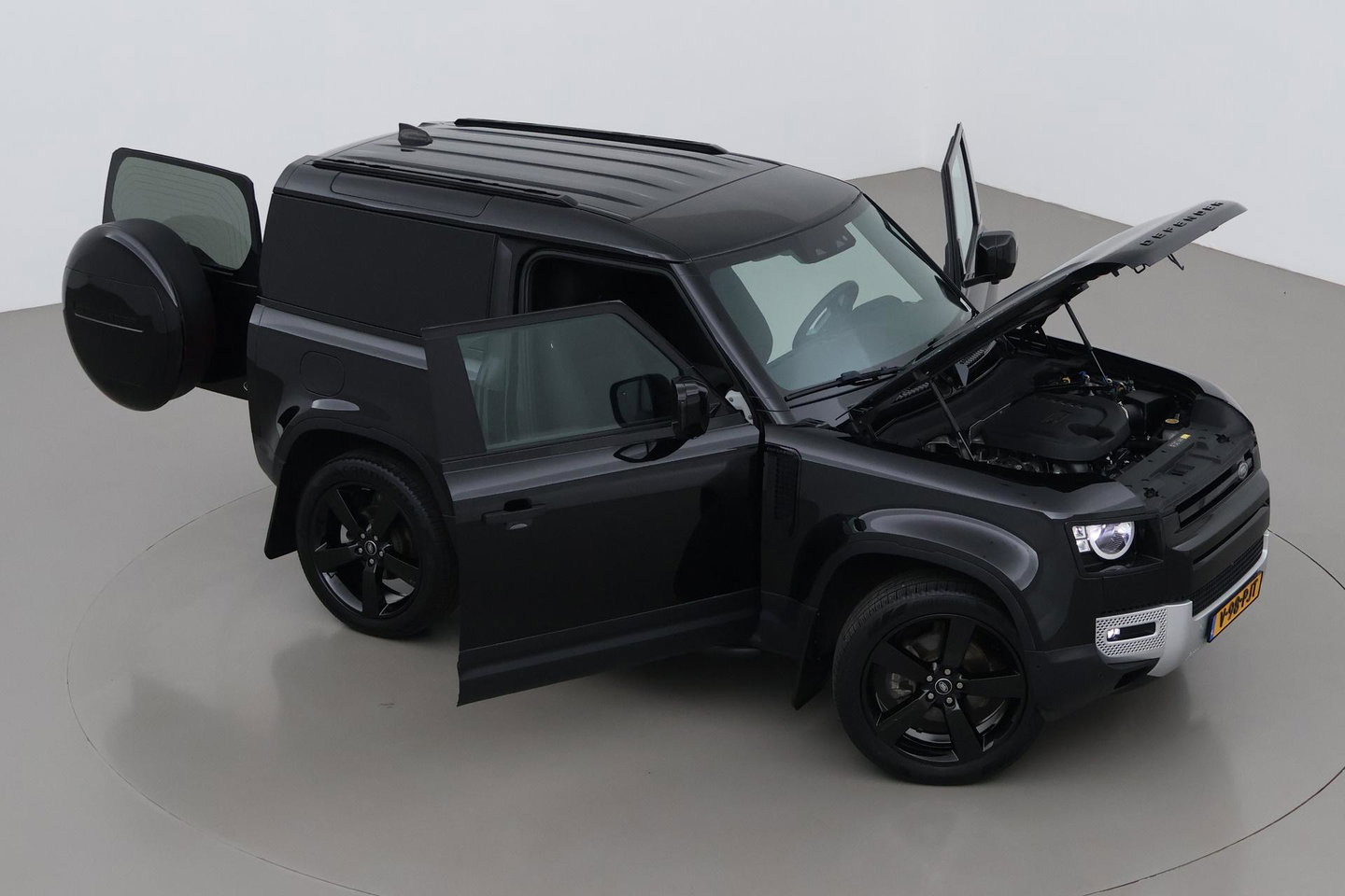 Land Rover Defender 3.0 D250 90 | COMMERCIAL | Trekhaak | 360-camera | 22 inch | BLIS
