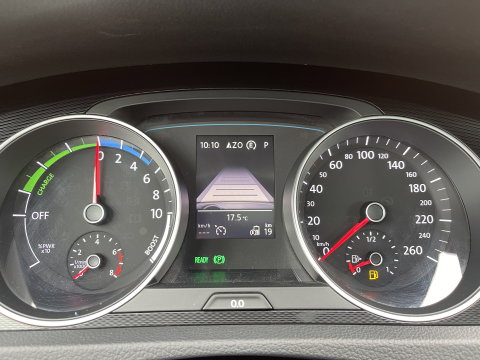 Volkswagen Golf 1.4 TSI GTE | Panoramadak | Keyless Go/Entry | Trekhaak | Dode Hoek Sensor | Bluetooth | Achteruitrijcamera |