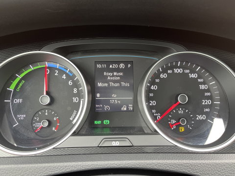 Volkswagen Golf 1.4 TSI GTE | Panoramadak | Keyless Go/Entry | Trekhaak | Dode Hoek Sensor | Bluetooth | Achteruitrijcamera |