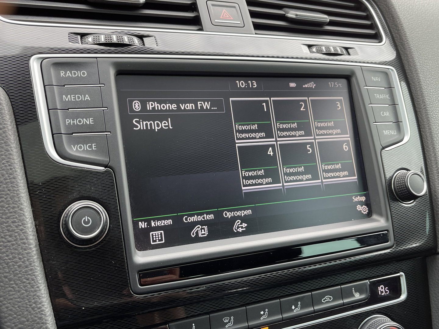 Volkswagen Golf 1.4 TSI GTE | Panoramadak | Keyless Go/Entry | Trekhaak | Dode Hoek Sensor | Bluetooth | Achteruitrijcamera |