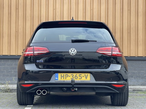 Volkswagen Golf 1.4 TSI GTE | Panoramadak | Keyless Go/Entry | Trekhaak | Dode Hoek Sensor | Bluetooth | Achteruitrijcamera |