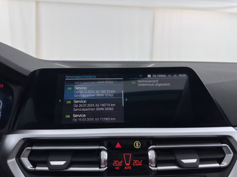 BMW 3 Serie Touring 320e Business Edition Plus (INCL-BTW) *AUT LASER-LED | LEATHER | HEATED-SPORTSEATS | HIFI-SOUND | KEYLESS | DIGI-COCKPIT | NAVI-FULLMAP | DAB | AMBIENTLIGHT | PRIVACY-GLASS | ECC | PDC | CRUISE | TOWBAR | 17iINCH*