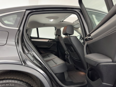 BMW X4 xDrive20d Centennial High Executive Aut. *PANO | LEATHER | XENON | TOPVIEW | BLINDSPOT | HEATED-SPORTSEATS | NAVI-FULLMAP | ECC | PDC | CRUISE |  HEAD-UP | TOWBAR | SHIFT-PADDLES | AMBIENTLIGHT | 18''ALU*