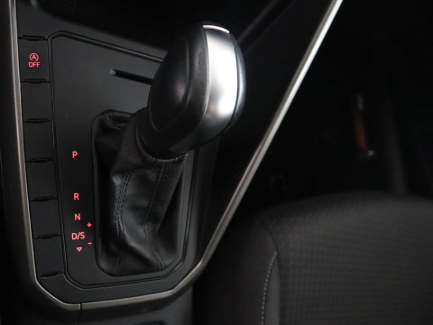 Volkswagen Polo 1.0 TSI R-Line Edition | Automaat | Camera | LED | Navigatie |