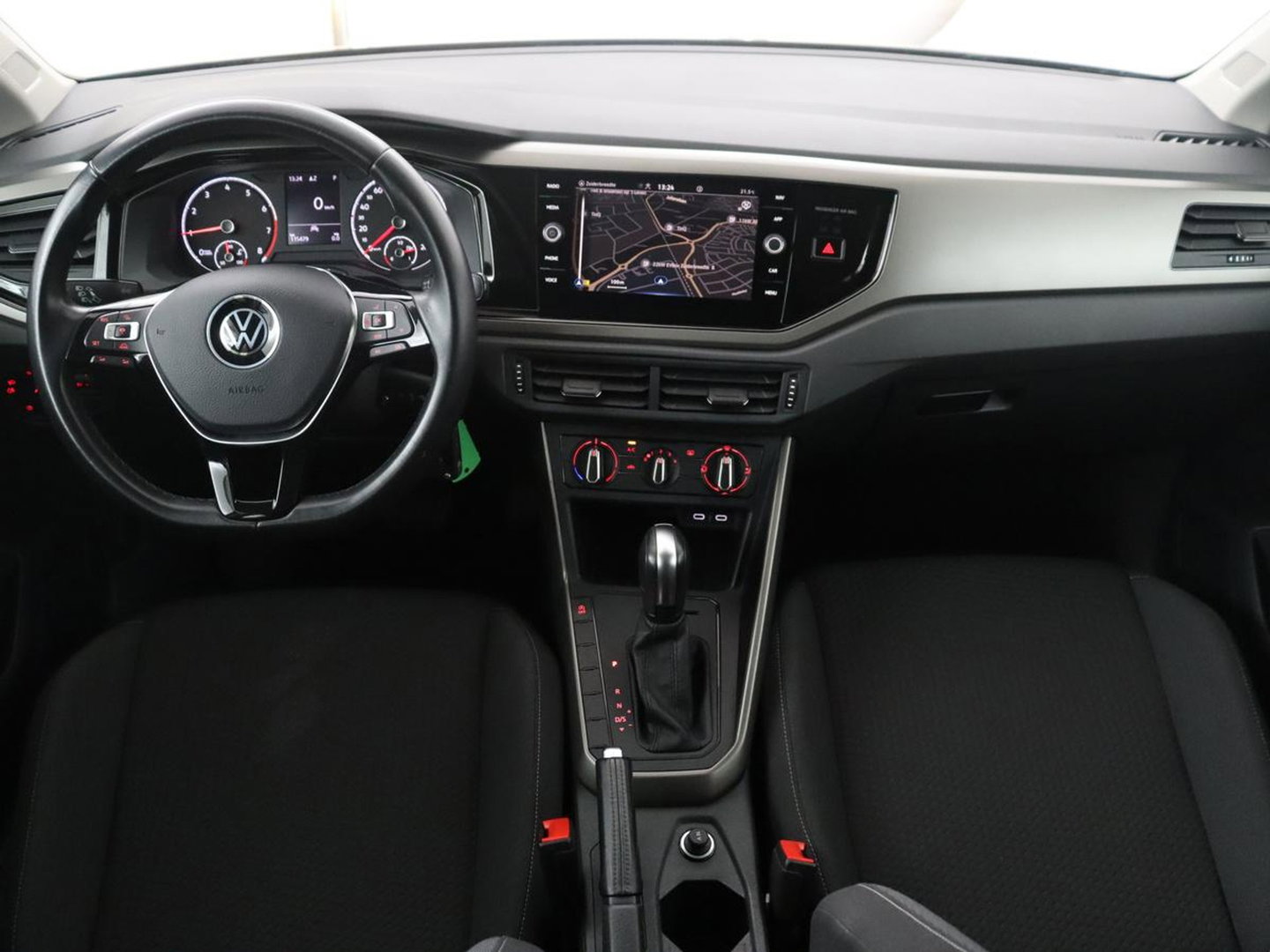 Volkswagen Polo 1.0 TSI R-Line Edition | Automaat | Camera | LED | Navigatie |