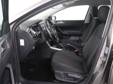 Volkswagen Polo 1.0 TSI R-Line Edition | Automaat | Camera | LED | Navigatie |