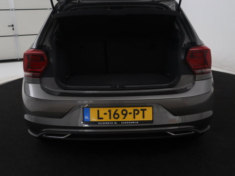 Volkswagen Polo 1.0 TSI R-Line Edition | Automaat | Camera | LED | Navigatie |
