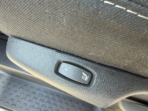 Opel Vivaro 1.6 CDTI 125pk L2H1 Sport EcoFlex / vaste prijs rijklaar € 14.950 marge / euro 6 / lease vanaf € 252 / dubbele schuifdeur / airco / cruise / navi / camera / trekhaak !
