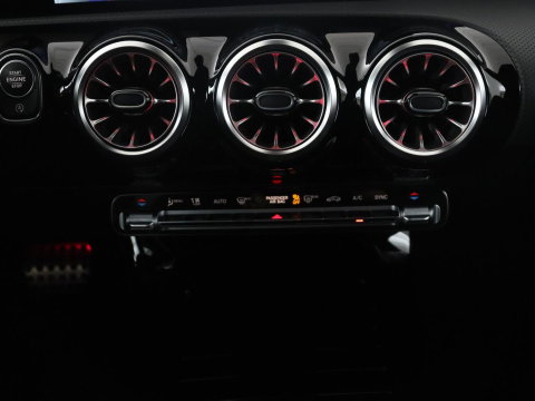 Mercedes-Benz CLA-Klasse Shooting Brake 180 Business Solution AMG