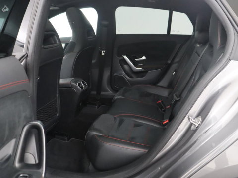 Mercedes-Benz CLA-Klasse Shooting Brake 180 Business Solution AMG