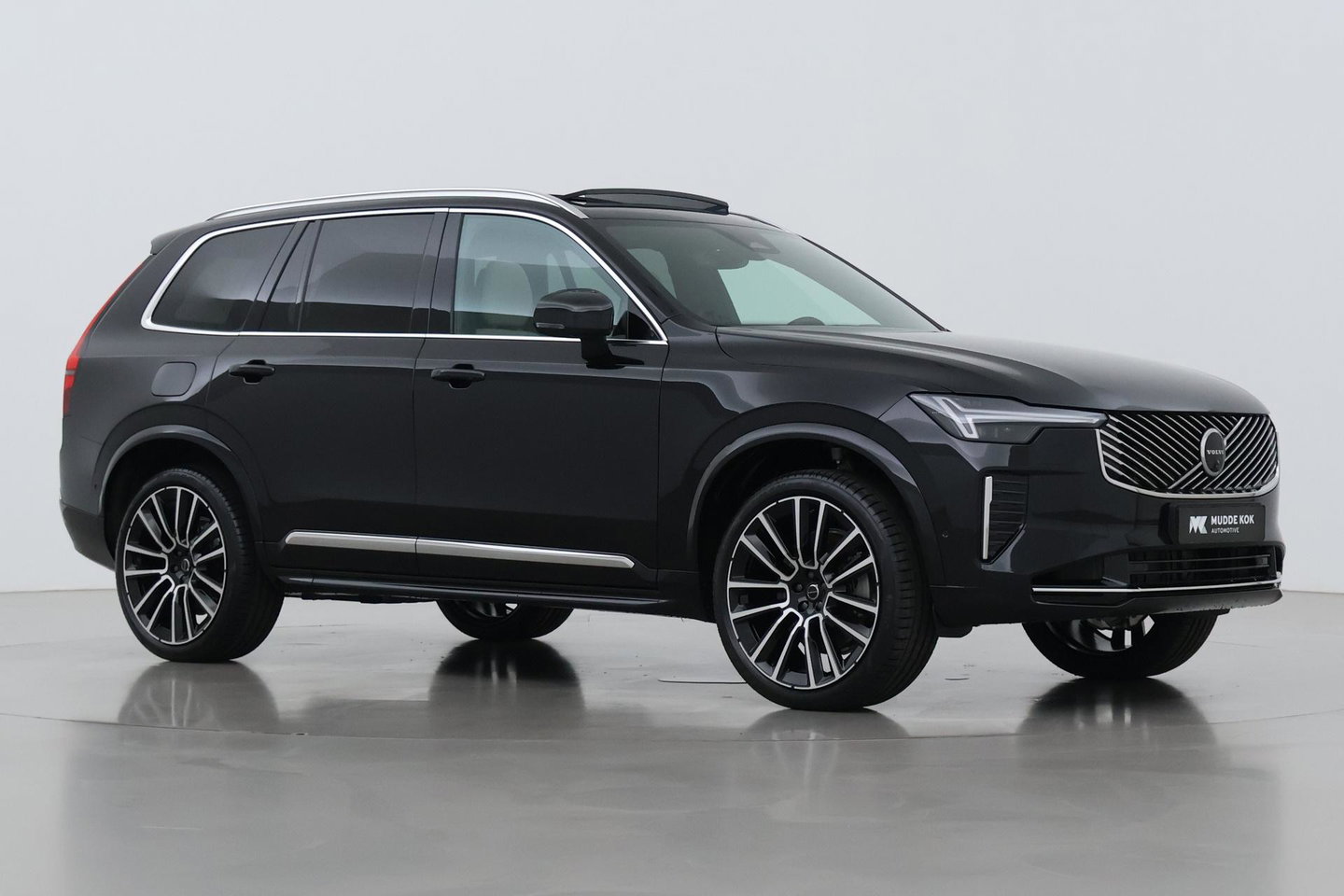 Volvo XC90 T8 Ultra Bright | MY27 | Harman/Kardon | Trekhaak | Panoramadak | 360° Camera | Head-Up | ACC | 21 inch