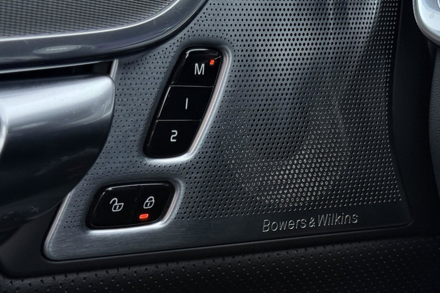 Volvo V90 T6 Recharge R-Design | FACELIFT! | Bowers&Wilkins | Panoramadak | Head-Up | 360° Camera | 19 Inch