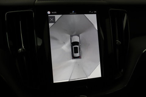 Volvo XC60 T8 Plus Dark | Harman/Kardon | Panoramadak | 360° Camera | BLIS | Stoel+Stuurverwarming | 20 Inch | ACC