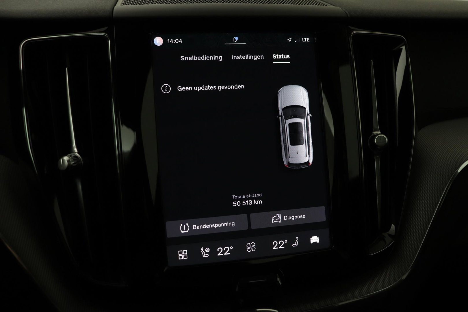 Volvo XC60 T8 Plus Dark | Harman/Kardon | Panoramadak | 360° Camera | BLIS | Stoel+Stuurverwarming | 20 Inch | ACC