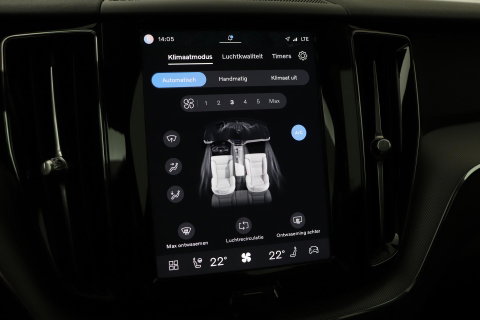 Volvo XC60 T8 Plus Dark | Harman/Kardon | Panoramadak | 360° Camera | BLIS | Stoel+Stuurverwarming | 20 Inch | ACC