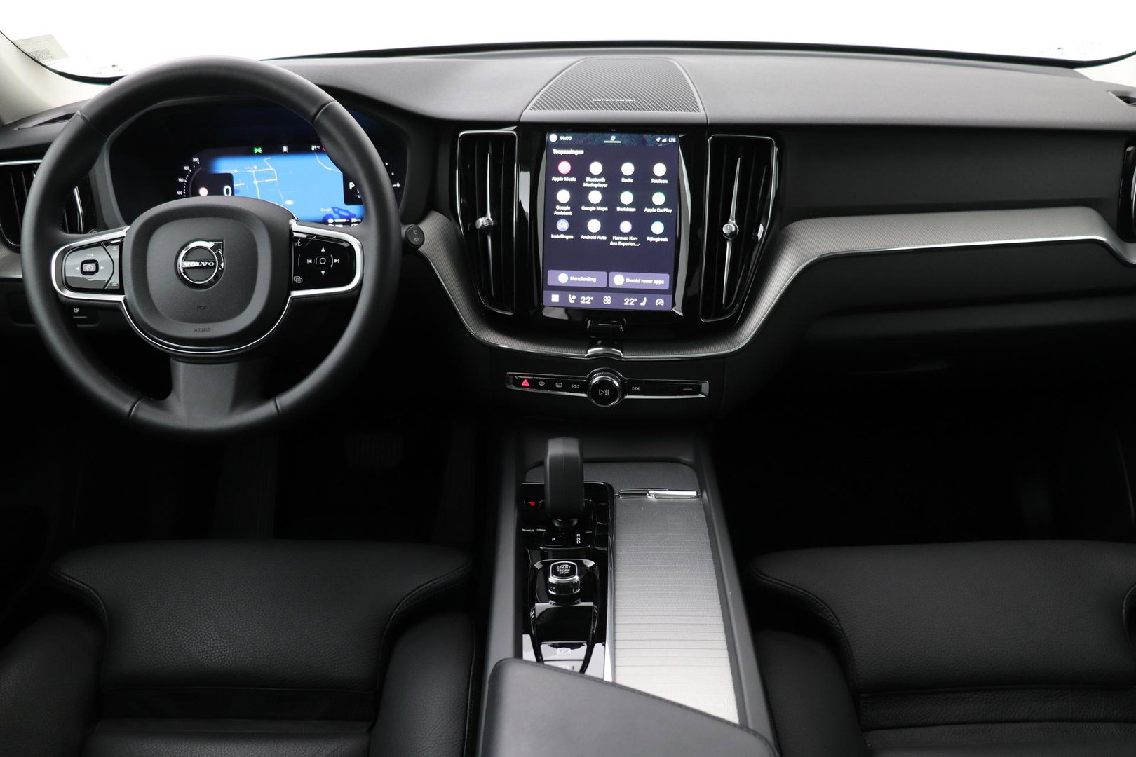 Volvo XC60 T8 Plus Dark | Harman/Kardon | Panoramadak | 360° Camera | BLIS | Stoel+Stuurverwarming | 20 Inch | ACC