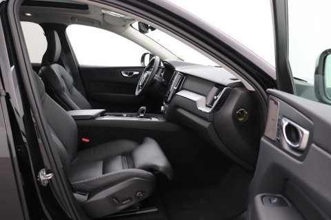Volvo XC60 T8 Plus Dark | Harman/Kardon | Panoramadak | 360° Camera | BLIS | Stoel+Stuurverwarming | 20 Inch | ACC