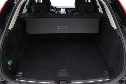 Volvo XC60 T8 Plus Dark | Harman/Kardon | Panoramadak | 360° Camera | BLIS | Stoel+Stuurverwarming | 20 Inch | ACC