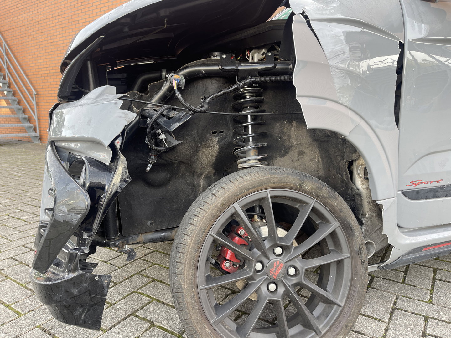 Ligier Brommobiel JS60 Chic Sun | Apple Carplay | Airconditioning | Ledere bekleding | Carbon interieur | Origineel Nederlands |