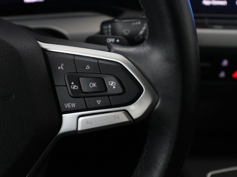 Volkswagen Golf 1.0 eTSI Life