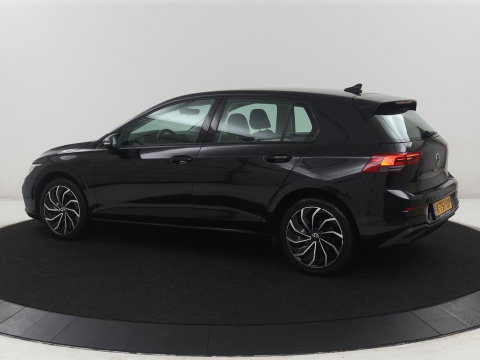 Volkswagen Golf 1.0 eTSI Life