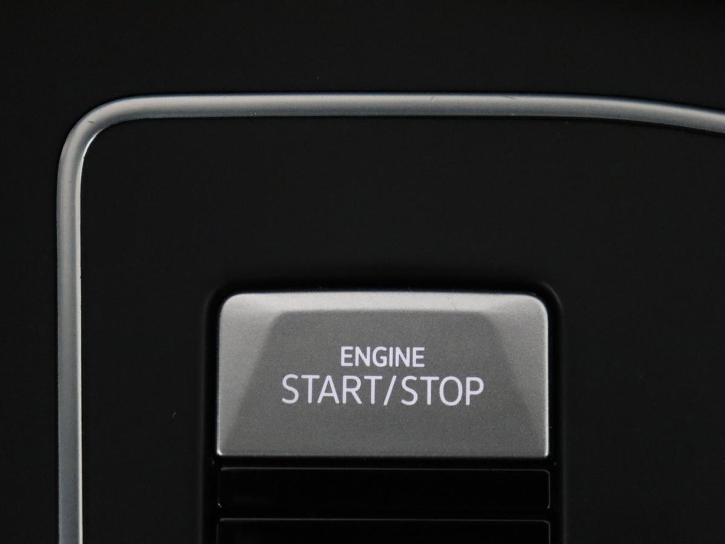 Volkswagen Golf 1.0 eTSI Life