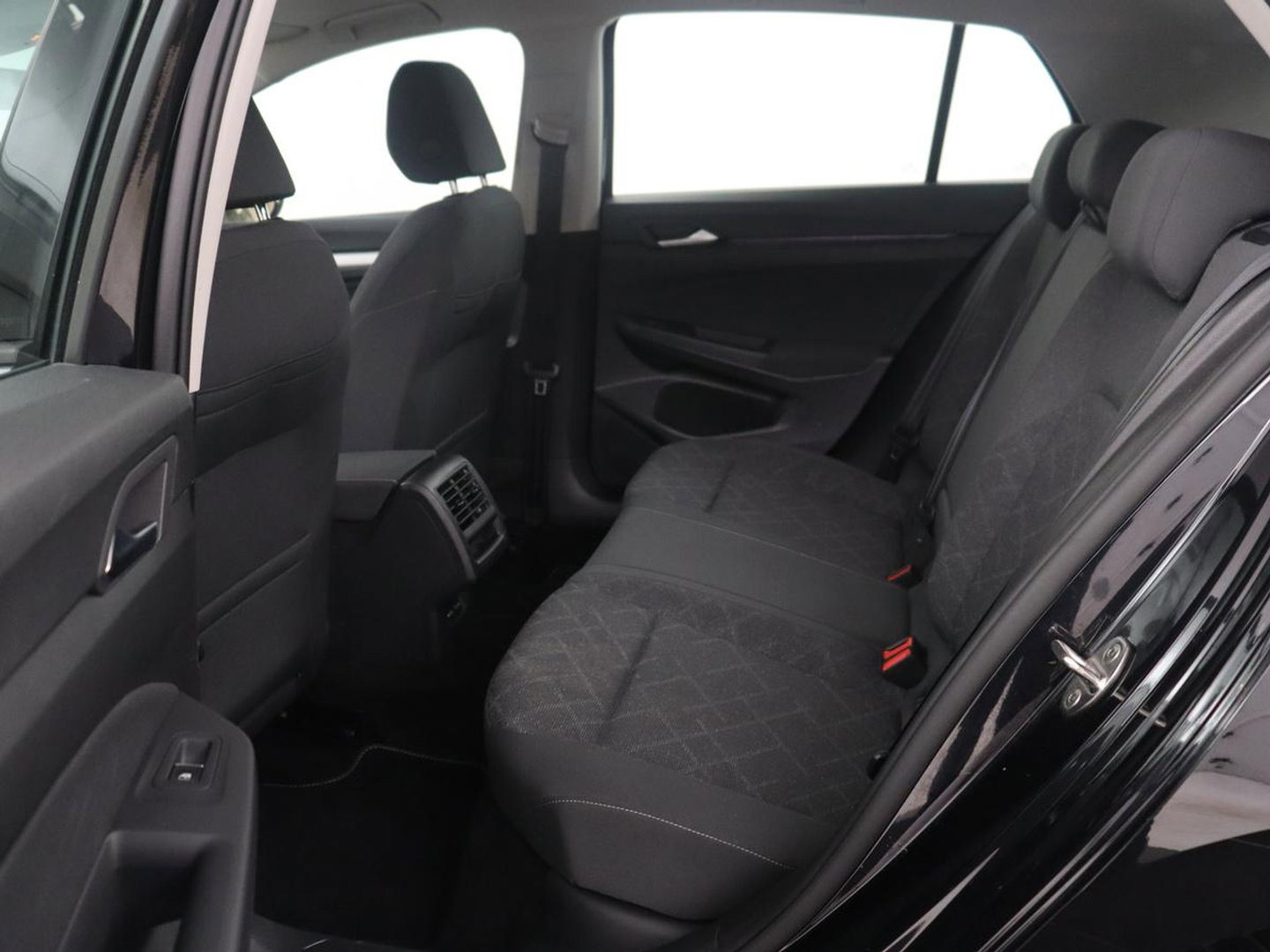 Volkswagen Golf 1.0 eTSI Life