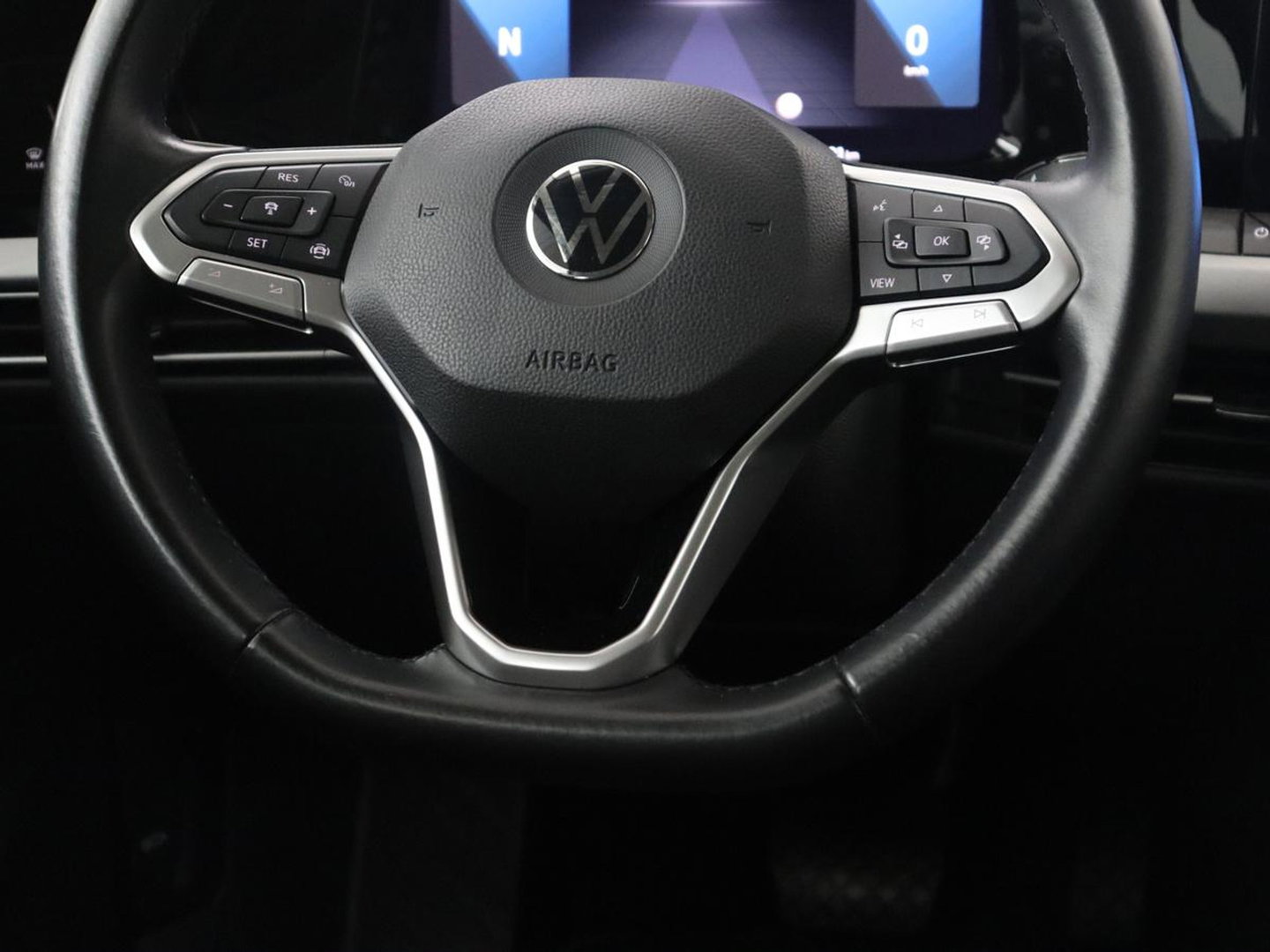 Volkswagen Golf 1.0 eTSI Life