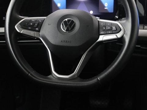 Volkswagen Golf 1.0 eTSI Life