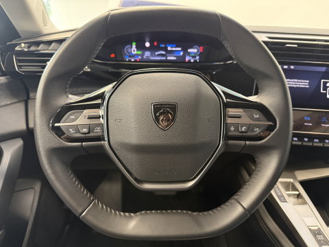 Peugeot 408 1.6 HYbrid Allure 180 EAT8 Navigatie Full-led Adaptive-Cruise
