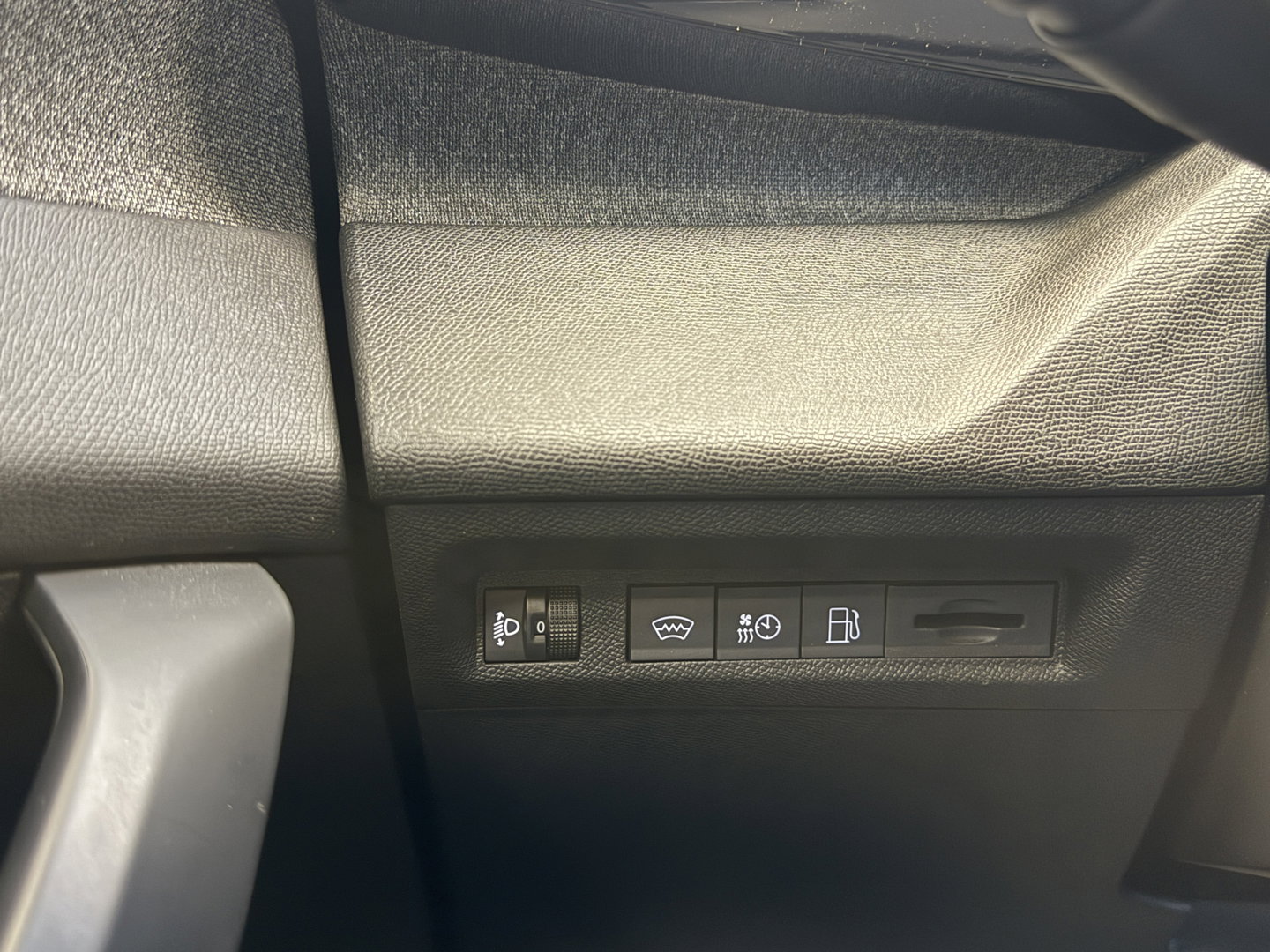Peugeot 408 1.6 HYbrid Allure 180 EAT8 Navigatie Full-led Adaptive-Cruise