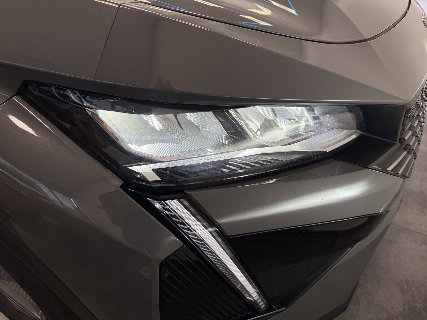 Peugeot 408 1.6 HYbrid Allure 180 EAT8 Navigatie Full-led Adaptive-Cruise