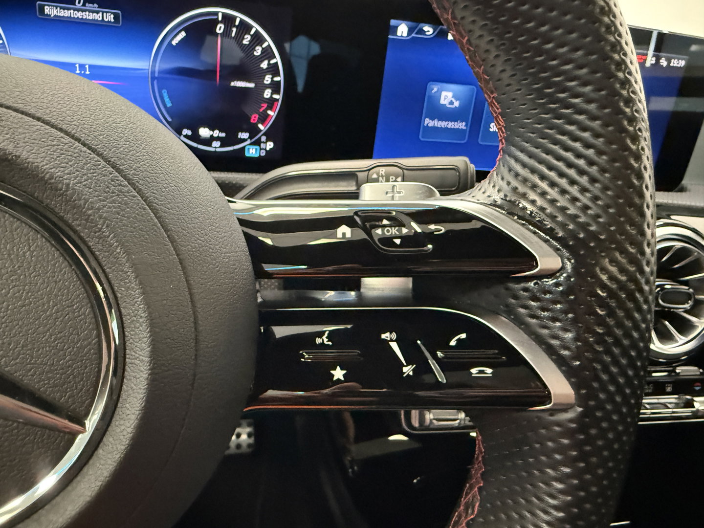 Mercedes-Benz CLA 250 e Star Edition Panoramadak Advance Sound AMG NAP
