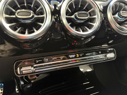 Mercedes-Benz CLA 250 e Star Edition Panoramadak Advance Sound AMG NAP