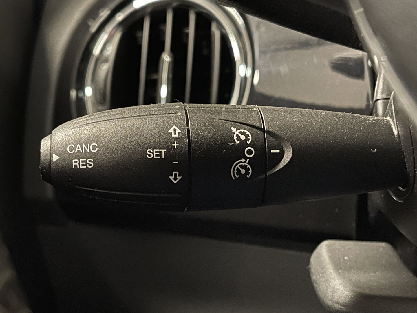 Fiat 500 0.9 TwinAir Turbo Lounge | Bluetooth | Airconditioning | Cruise Control | DAB+ | Panoramadak | Multifunctioneel Stuurwiel |