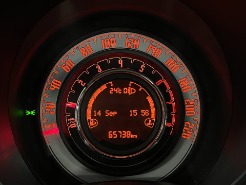 Fiat 500 0.9 TwinAir Turbo Lounge | Bluetooth | Airconditioning | Cruise Control | DAB+ | Panoramadak | Multifunctioneel Stuurwiel |