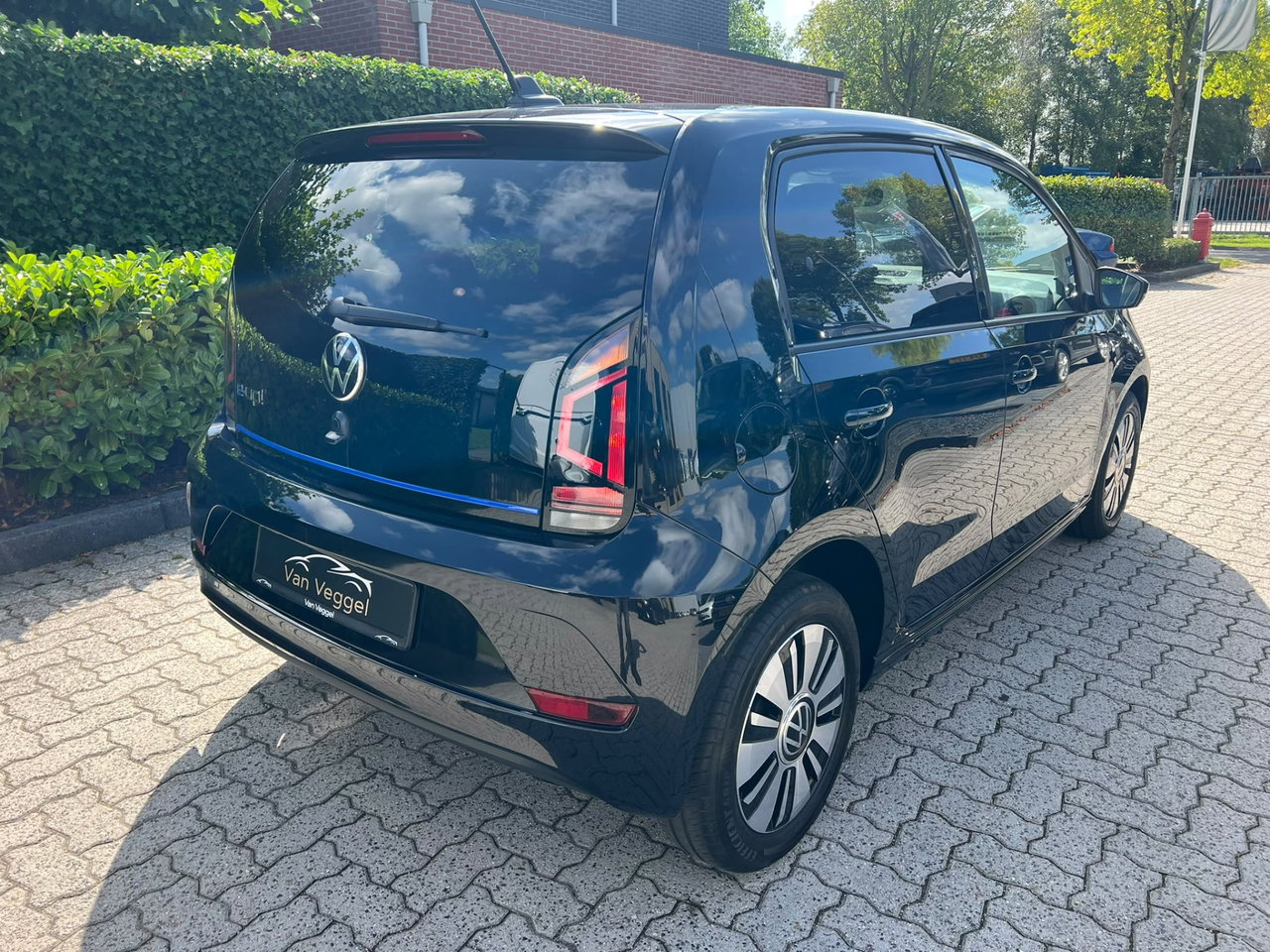 Volkswagen e-up!