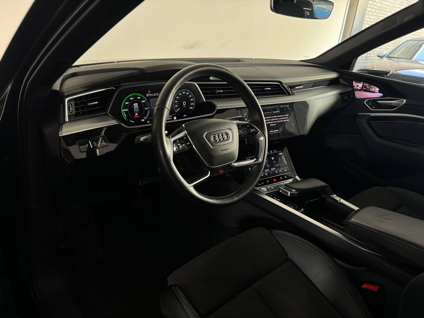 Audi e-tron E-tron 55 quattro 95 kWh Pano|Memory|360|Nachtzicht